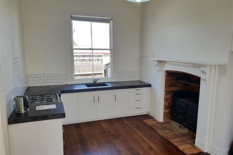 Photo of property in 9 Perrin Place, Kelvin Grove, Palmerston North, 4414