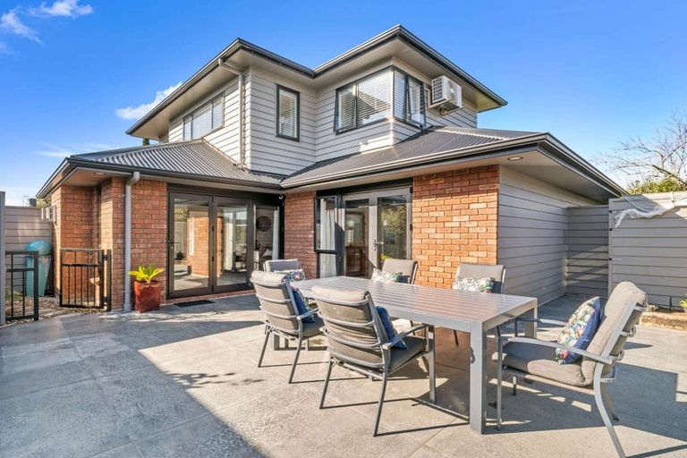 Photo of property in 112a Fitzroy Street, Terrace End, Palmerston North, 4410