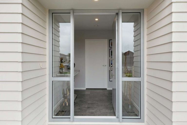 Photo of property in 5 Denton Street, Amberley, 7410