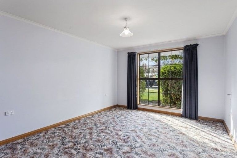 Photo of property in 41 Parkhouse Drive, Rangiora, 7400