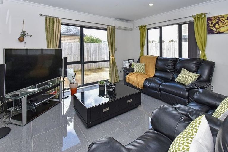 Photo of property in 41d Kelvin Road, Papakura, 2110