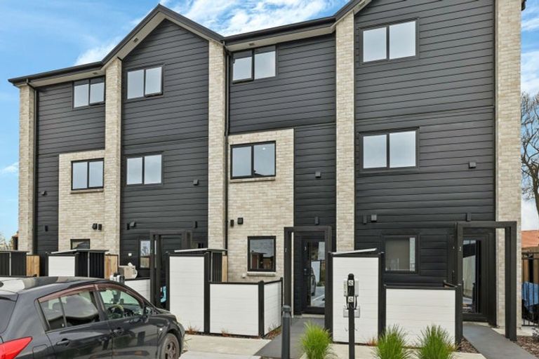 Photo of property in 1/6b Taramea Place, Addington, Christchurch, 8024