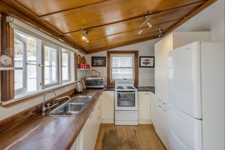 Photo of property in 176 Tiro Tiro Road, Levin, 5510