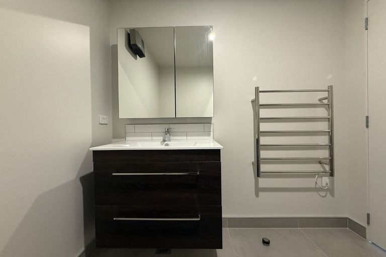 Photo of property in 10/28 Raukawa Street, Stokes Valley, Lower Hutt, 5019