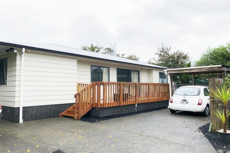 Photo of property in 162c Henderson Valley Road, Henderson, Auckland, 0612