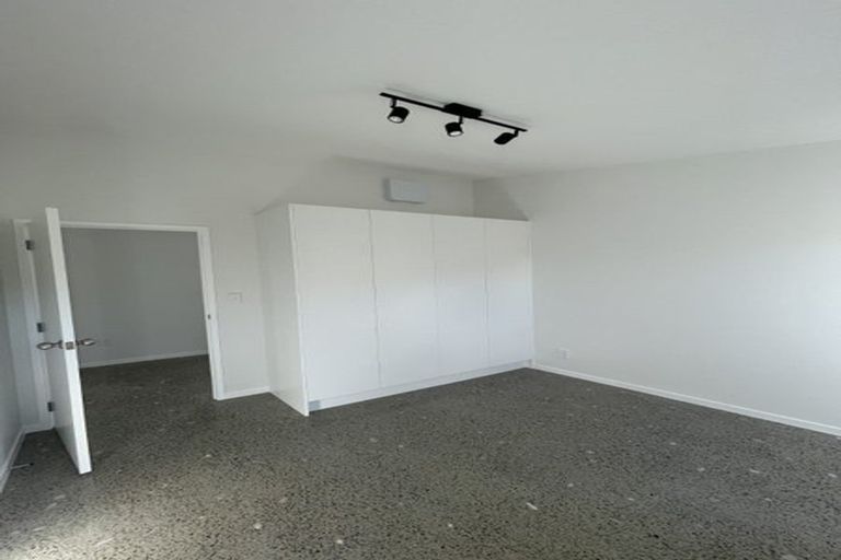 Photo of property in 21a Garton Drive, Massey, Auckland, 0614