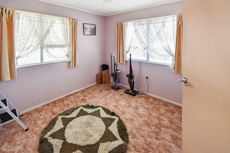 Photo of property in 30 Tasman Road, Twizel, 7901