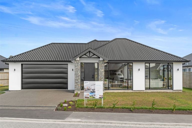 Photo of property in 20 Edward Law Boulevard, Prebbleton, 7604