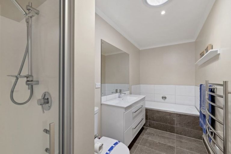 Photo of property in 6 Kittyhawk Lane, Hobsonville, Auckland, 0616