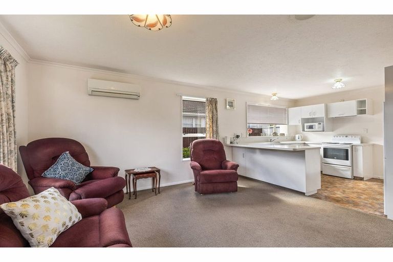 Photo of property in 2/3 Ravenna Street, Avonhead, Christchurch, 8042