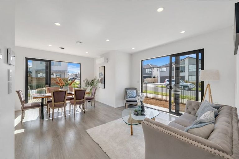 Photo of property in 57 Ksenia Drive, Flat Bush, Auckland, 2019