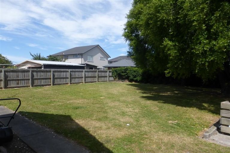 Photo of property in 32 Piko Crescent, Riccarton, Christchurch, 8041
