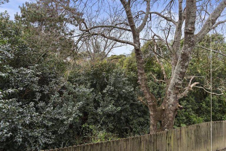 Photo of property in 49f Lancaster Road, Beach Haven, Auckland, 0626