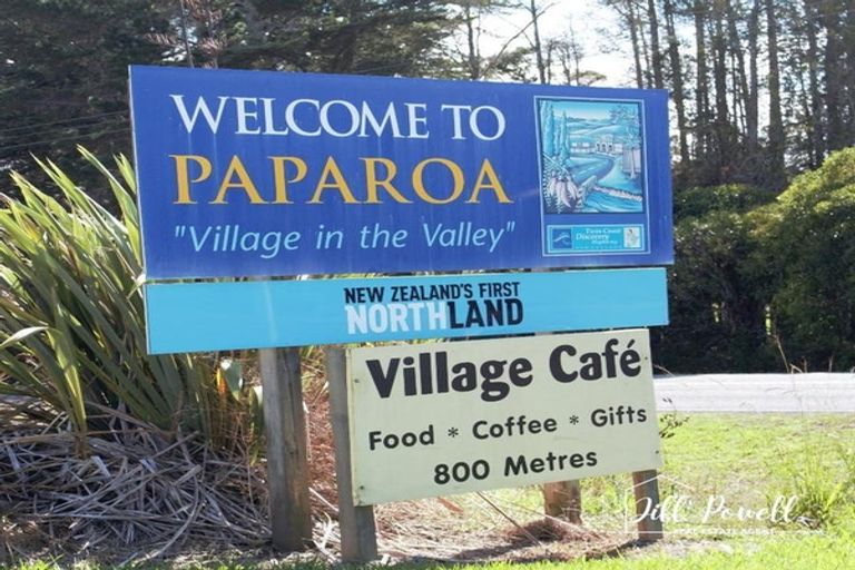 Photo of property in 1 Manaaki Circle, Paparoa, 0571