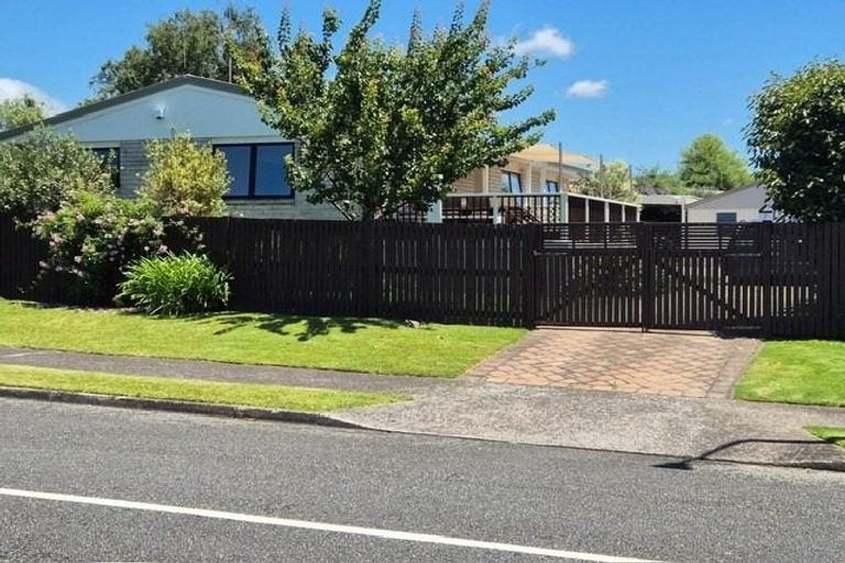 Photo of property in 7 Endeavour Avenue, Welcome Bay, Tauranga, 3112