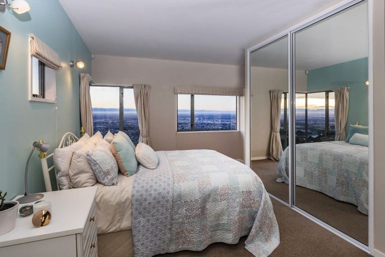 Photo of property in 34 Harry Ell Drive, Cashmere, Christchurch, 8022
