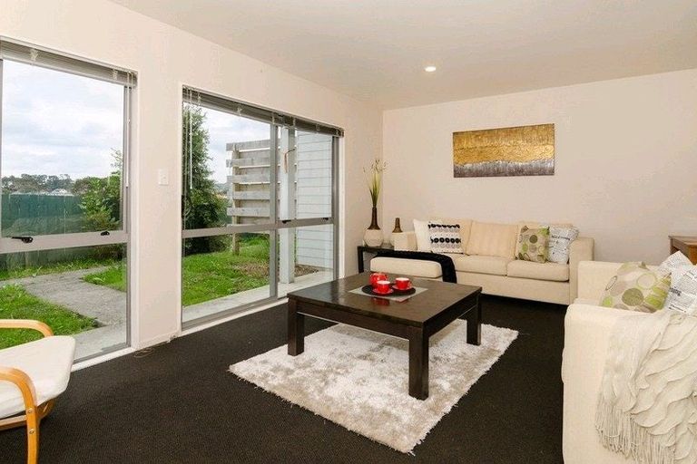 Photo of property in 25/3 Hulme Place, Henderson, Auckland, 0612