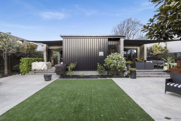 Photo of property in 34 Fendalton Road, Fendalton, Christchurch, 8014