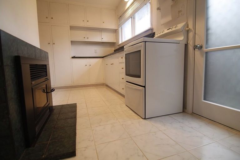 Photo of property in 131 Kendal Avenue, Burnside, Christchurch, 8053