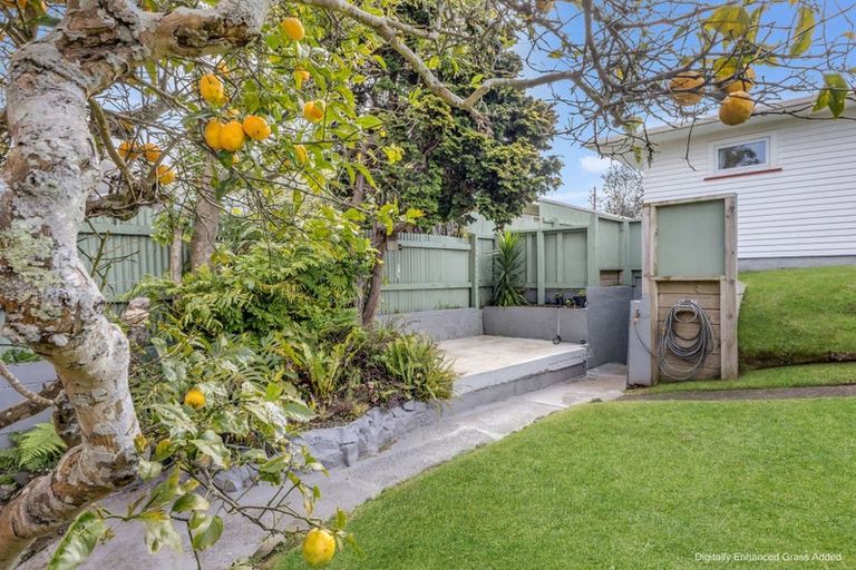 Photo of property in 193 Omata Road, Blagdon, New Plymouth, 4310