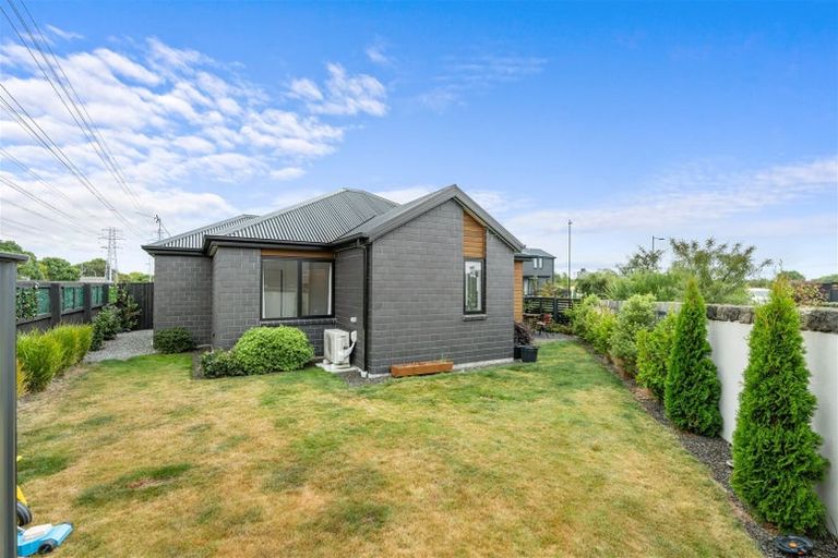 Photo of property in 1 Piripiri Place, Broomfield, Christchurch, 8042