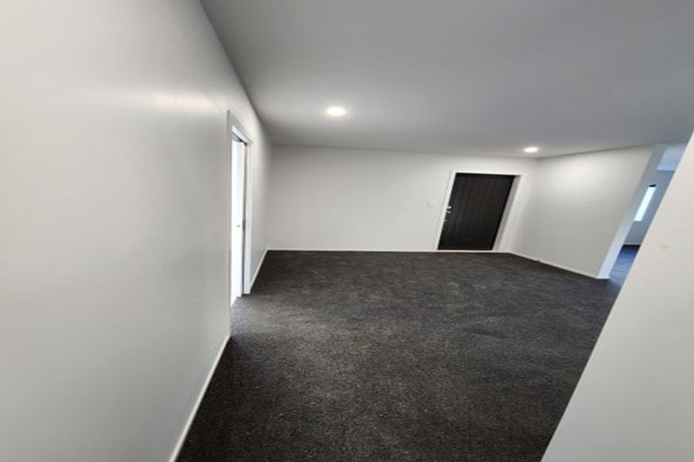 Photo of property in 3 Hutchison Crescent, Durie Hill, Whanganui, 4500