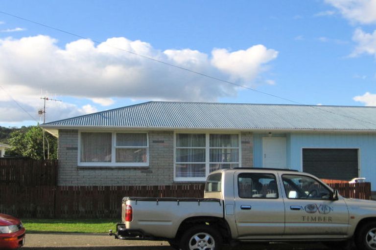 Photo of property in 10a Konini Street, Wainuiomata, Lower Hutt, 5014