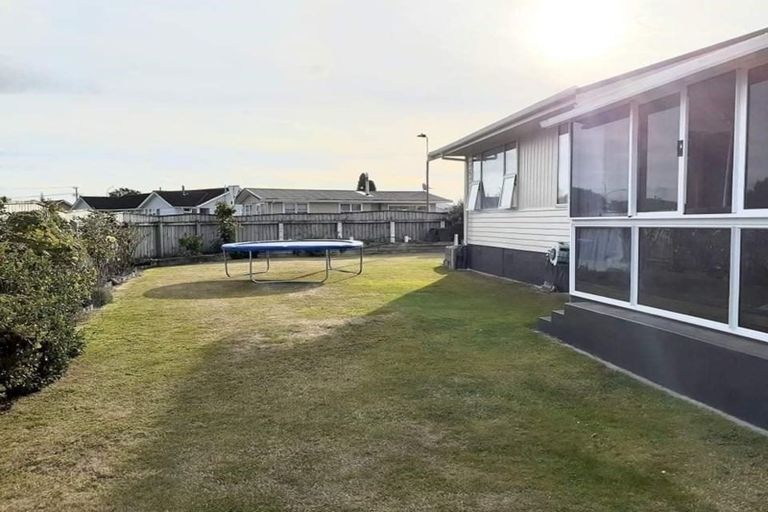 Photo of property in 7 Koromiko Avenue, Hawera, 4610