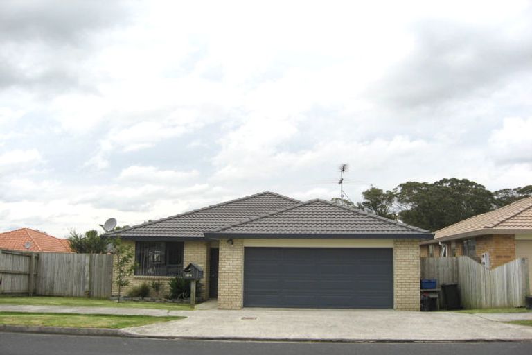 Photo of property in 32 Kayes Road, Pukekohe, 2120