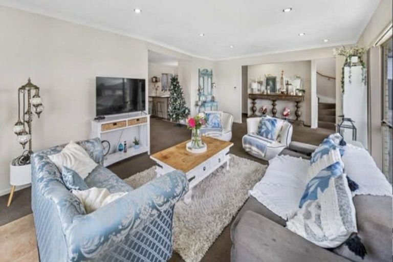 Photo of property in 44a Crossandra Drive, Mangere, Auckland, 2022