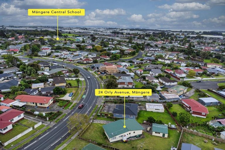Photo of property in 24 Orly Avenue, Mangere, Auckland, 2022