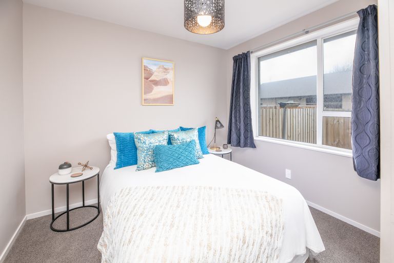 Photo of property in 2 Lamorna Road, Parklands, Christchurch, 8083