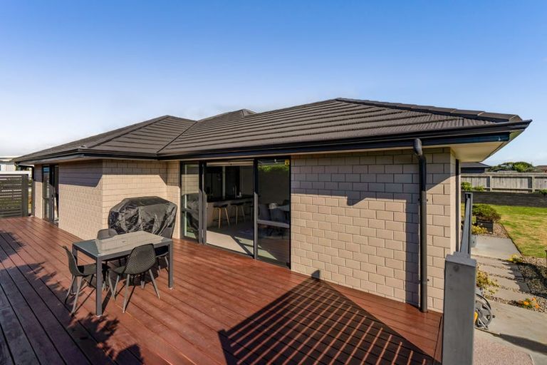 Photo of property in 17 Longstaff Drive, Bell Block, New Plymouth, 4312