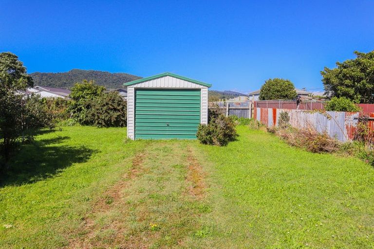 Photo of property in 23 Doyle Street, Blaketown, Greymouth, 7805