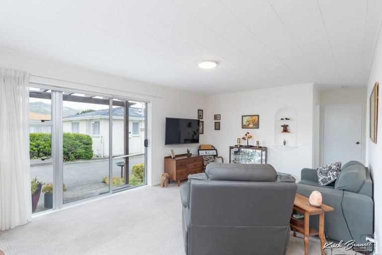 Photo of property in 22f2- Liverpool Street, Trentham, Upper Hutt, 5018