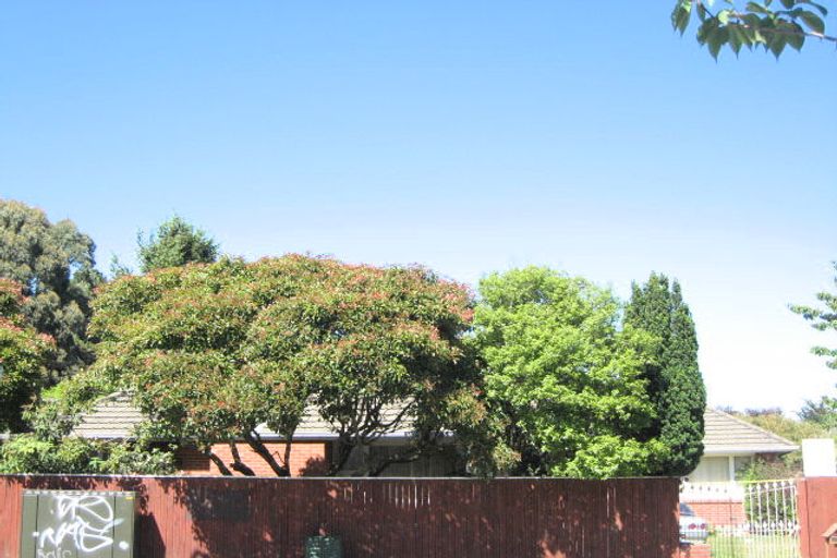 Photo of property in 108 Bickerton Street, Wainoni, Christchurch, 8061