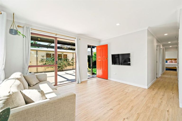 Photo of property in 640a Te Atatu Road, Te Atatu Peninsula, Auckland, 0610