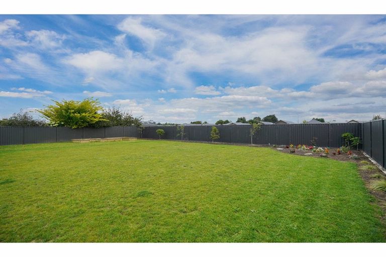 Photo of property in 66 Richfield Drive, Waikiwi, Invercargill, 9810
