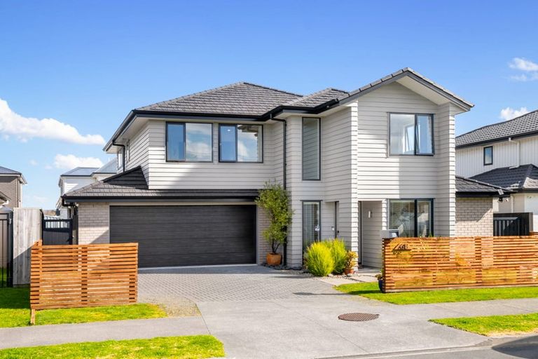 Photo of property in 6b Dale Road, Whenuapai, Auckland, 0618