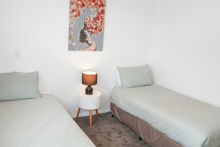 Photo of property in 19 Mohua Lane, Upper Riccarton, Christchurch, 8041