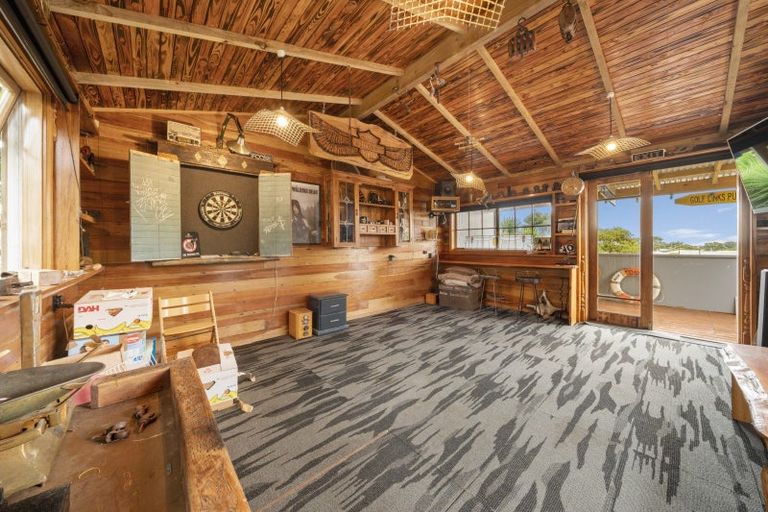 Photo of property in 11 Mount View Place, Spotswood, New Plymouth, 4310