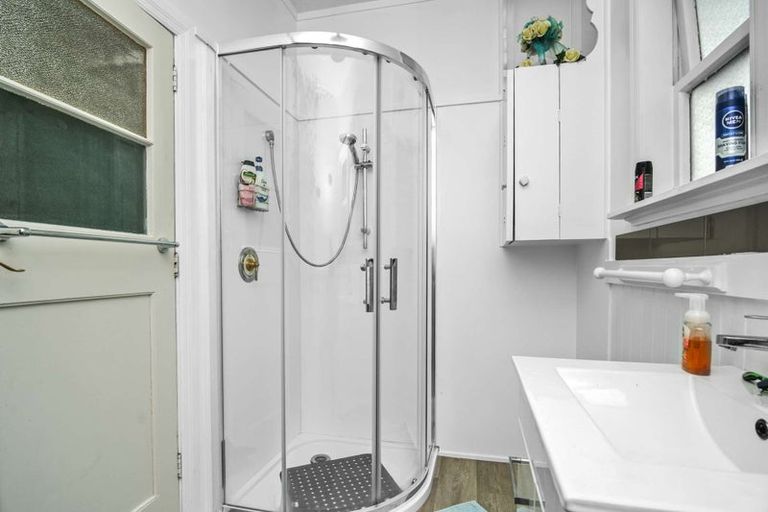 Photo of property in 58 Wakefield Street, Westport, 7825