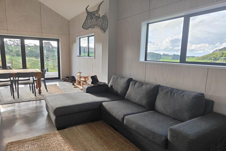 Photo of property in 378 Hursthouse Road, Tarurutangi, Inglewood, 4389