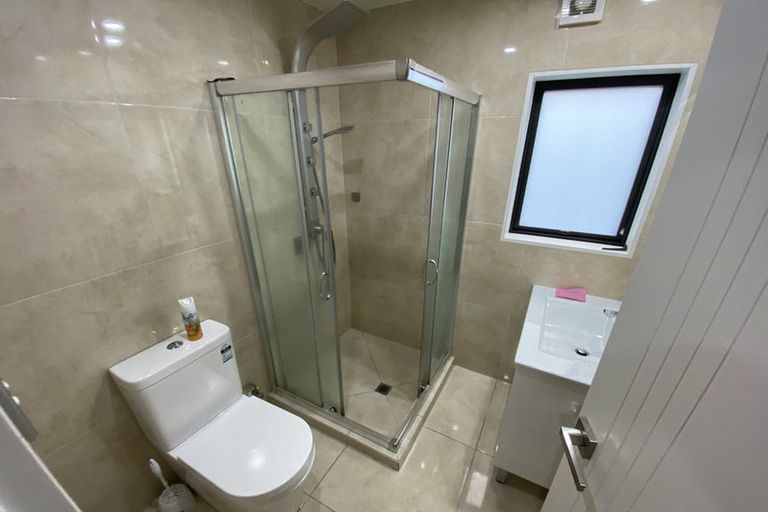 Photo of property in 1 Deepak Lane, Papatoetoe, Auckland, 2025