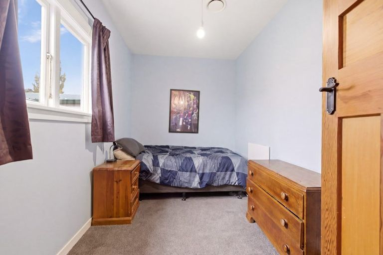 Photo of property in 24 Birdwood Avenue, Beckenham, Christchurch, 8023