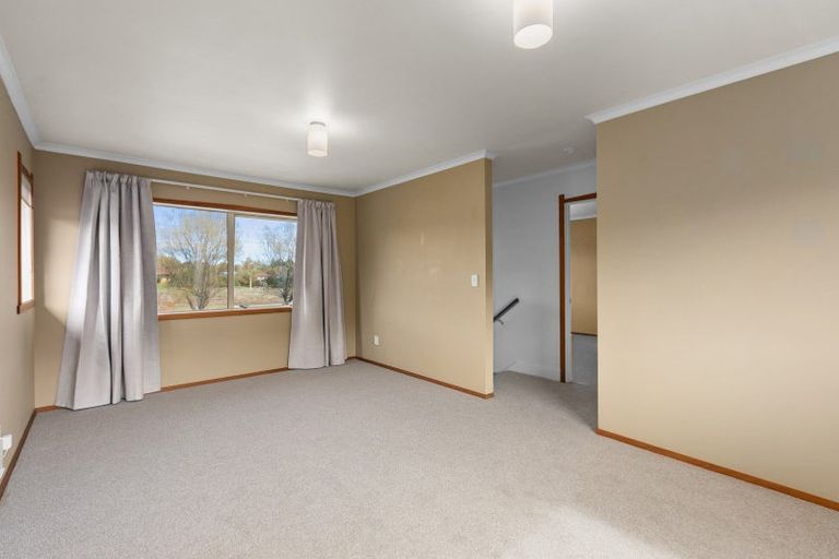 Photo of property in 21 Racecourse Road, Waipawa, 4210