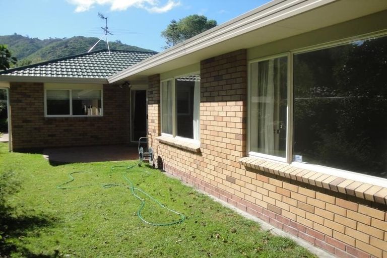 Photo of property in St Lukes Close, 41f Pehi Kupa Street, Waikanae, 5036