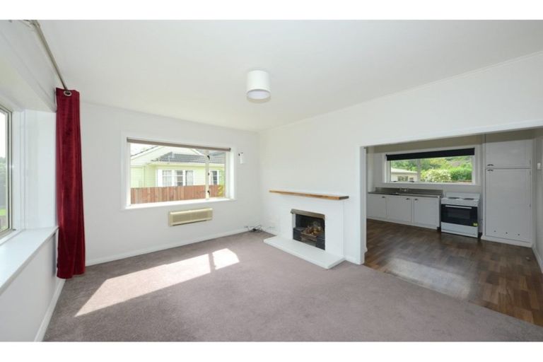 Photo of property in 16 Mccombs Street, Somerfield, Christchurch, 8024