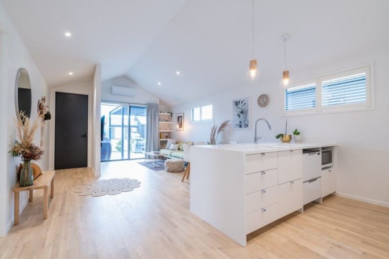 Photo of property in 40 Glen Dene Crescent, Wanaka, 9305