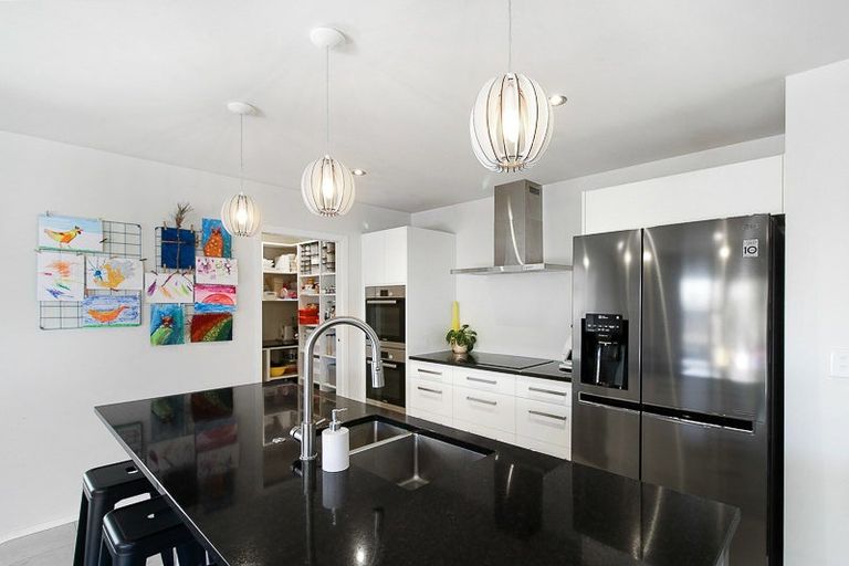 Photo of property in 17 Story Street, Foxton Beach, Foxton, 4815